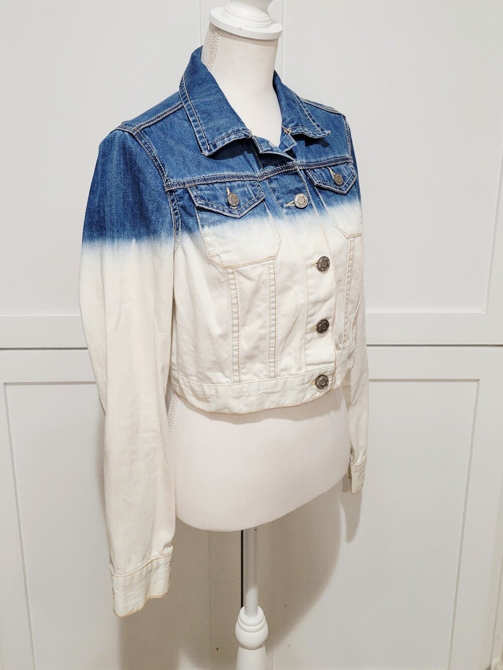 Bethany Mota Two-Tone Ombre Blue & White Classic Denim Jacket | Size Large - Picture 2 of 5